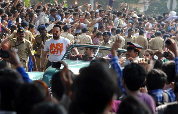 Salman Khan at Mumbai’s Republic Day parade Salman Khan at Mumbai’s Republic Day parade