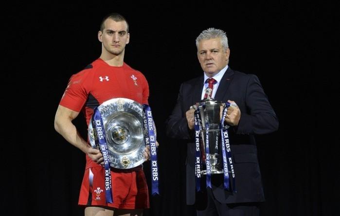 Sam Warburton, captain of Wales (L) poses with the Six Nations trophy with Warren Gatland, coach of Wales, holding the Triple Crown trophy during the launch of the Six Nations rugby championship at the Hurlingham Club, 22 January. Reuters Sam Warburton Warren Gatland Wales