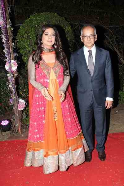 Ahana Deol-Vaibhav Vora's Wedding: Bachchan Family, Shah Rukh Khan ...