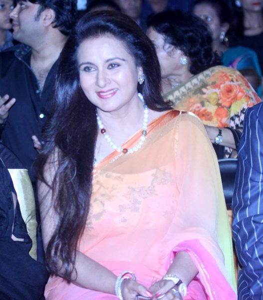 Celeb walk for Malhotra's at lilavati hospital's ‘Save the Girl Child’ event