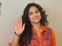 Vidya Balan aka 'Bobby Jasoos' Becomes Narendra Modi for a Day