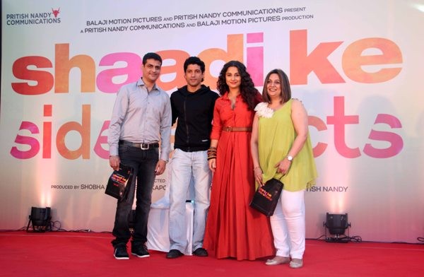 Vidya and Farhan promote ‘ Shaadi Ke Side Effects’ on an hot air balloon