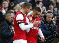 alex-oxlade-chamberlain-lukas-podolski-arsenal