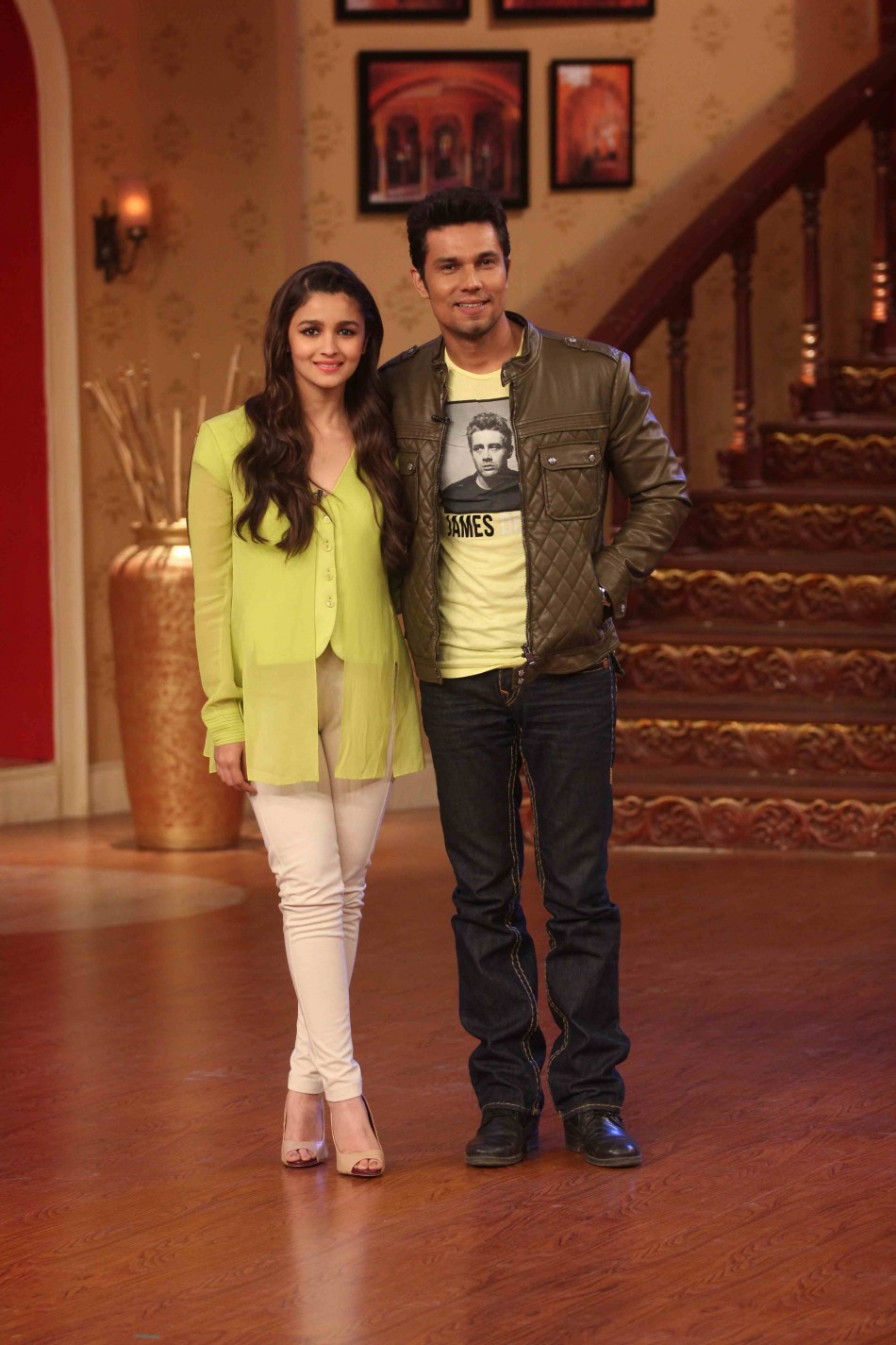 'Highway' Promotion on 'Comedy Night With Kapil' 'Highway' Promotion on 'Comedy Night With Kapil'