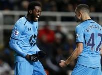 emmanuel-adebayor-nadil-bentaleb-tottenham