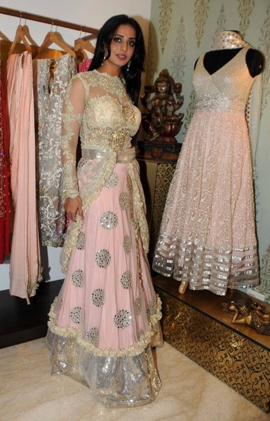 Mahi Gill gets a makeover for her upcoming film 'Gangs of Ghosts'