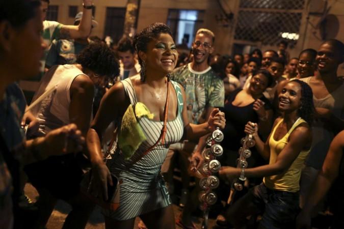 People attend the rehearsal of the Mocidade Independente Samba school at Bangu neighborhood in Rio de Janeiro Rio Carnival 2014