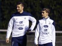 olivier-giroud-antoine-griezmann-france