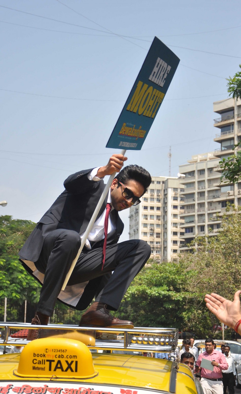 Ayushmann Khurrana promotes Bewakoofiyaan at Nariman Point, Mumbai.