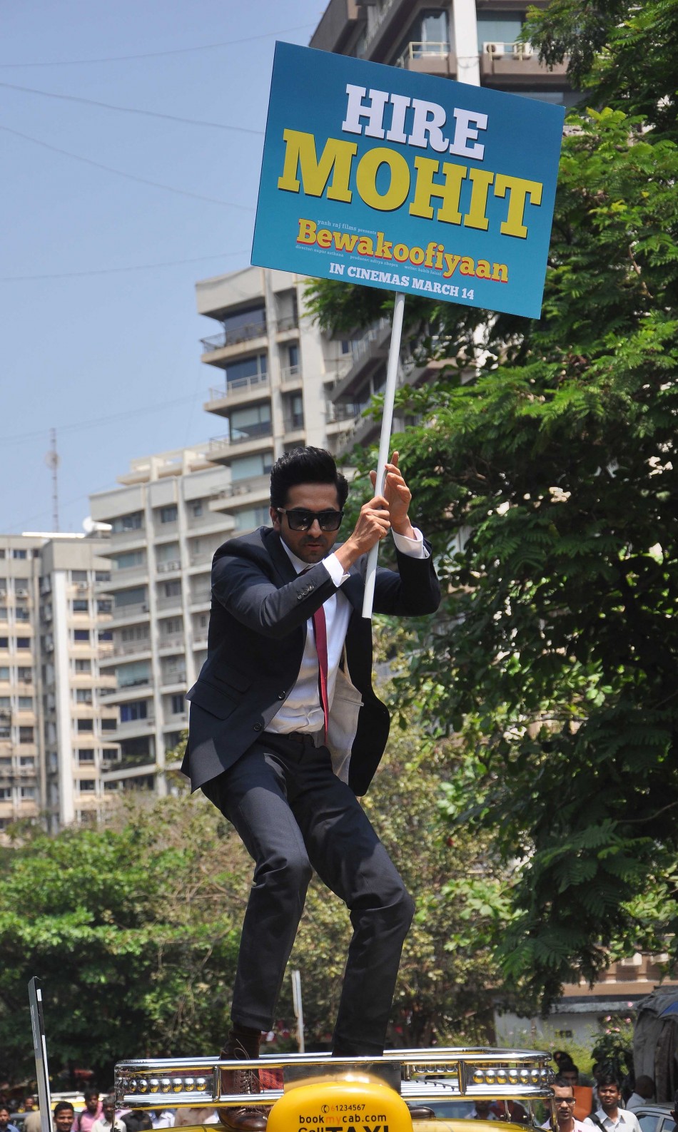 Ayushmann Khurrana promotes Bewakoofiyaan at Nariman Point, Mumbai.