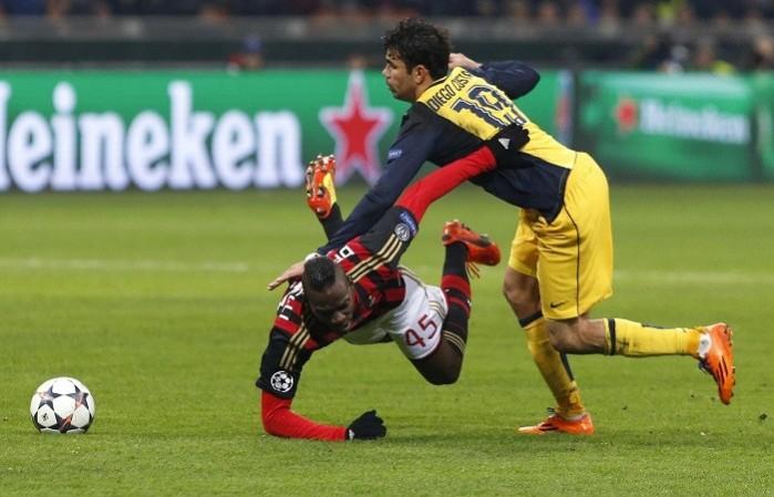 Diego Costa and Mario Balotelli in a heated battle during their Champions League first leg game, 19 February. Reuters Costa Atletico Balotelli AC Milan