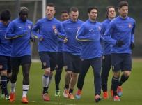 arsenal-giroud-sagna-koscielny-arteta-vermaelen