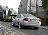 2014-volvo-s80-set-to-launch-in-india-price-feature-details