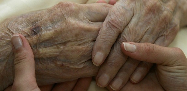 Nerve Surgery Saved a Woman's 'Dying' Fingers