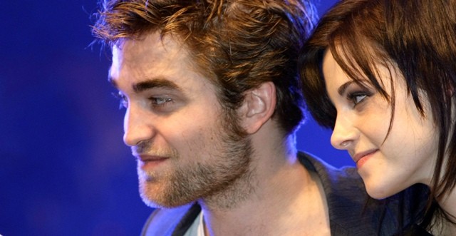 Robert Pattinson and Kristen Stewart