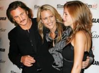 dylan-penn-with-her-parents-sean-penn-and-robin-wright