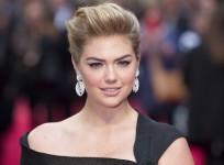 actress-and-model-kate-upton-poses-for-photographers-as-she-arrives-for-the-uk-gala-screening-of-the-other-woman-in-london
