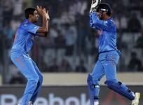 r-ashwin-ms-dhoni-india