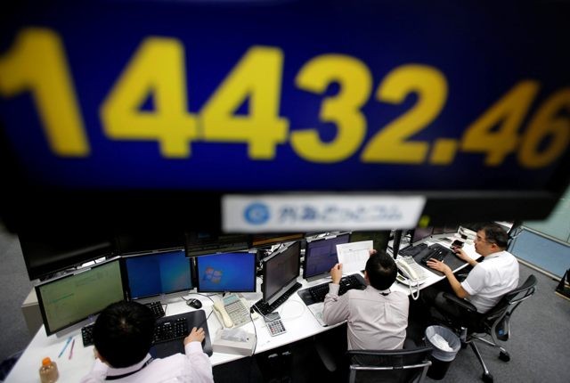 Asian shares rise as Fed Minutes Soothe Sentiment