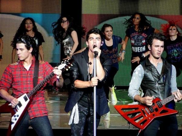 The Jonas Brothers (Photo Credit: WikimediaCommons/Paige's Concerts)
