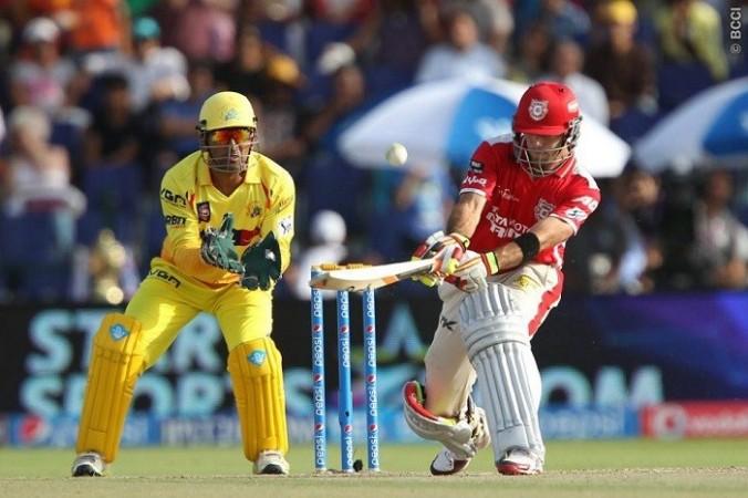 Kings XI batsman Glenn Maxwell executes a reverse sweep in the IPL 7 game against CSK, 18 April. Ron Gaunt/IPL/SPORTZPICS Glenn Maxwell Kings XI Punjab MS Dhoni CSK