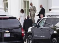 easter-monday-2014-u-s-president-barack-obama-and-his-family-depart-for-easter-services-from-the-white-house-in-washington-photo-reuters