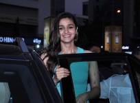 alia-bhatt-visits-pvr-andheri-to-promote-2-states