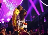 singer-selena-gomez-greets-fans-after-accepting-the-favorite-singer-award-at-the-27th-annual-kids-choice-awards-in-los-angeles-california-march-29-2014-reuters-mario-anzouni