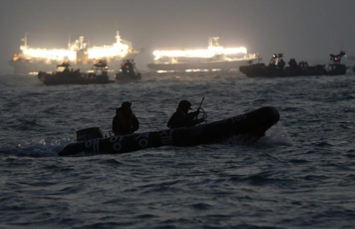 South Korean Sunken Ferry: It is revealed that the first distress call was from passenger as the death toll now jumps to 150. (Photo: Reuters)
