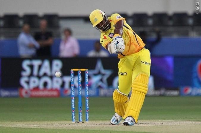 CSK opener Dwayne Smith pummels the ball during the IPL 2014 game against the Rajasthan Royals, 23 April. Ron Gaunt/IPL/SPORTZPICS Dwayne Smith CSK