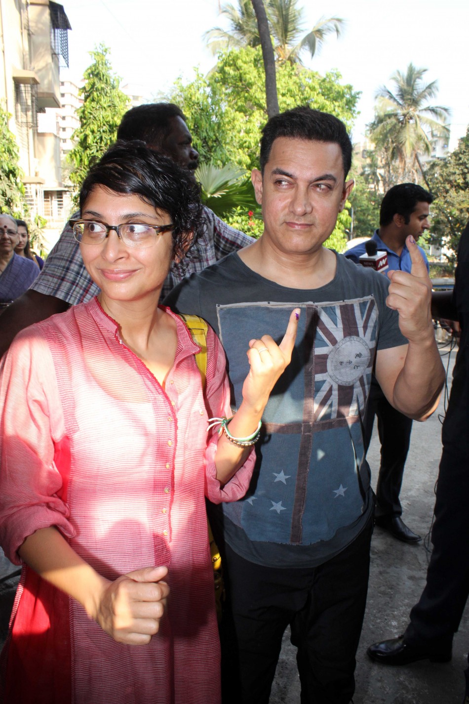 Bollywood celebrities cast their vote for Lok Sabha Election