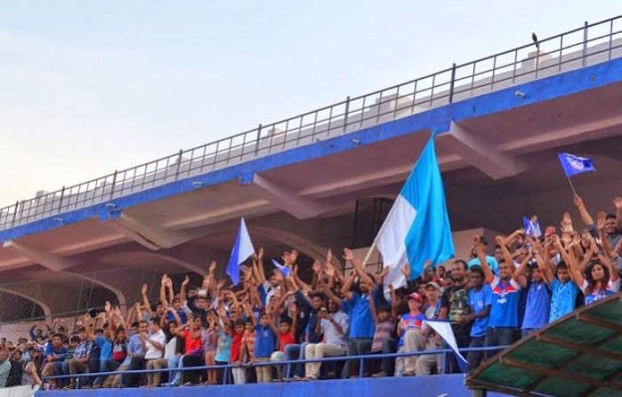 The supporters were loud and wanted more football in the city. Photo: Ibtimes BFC