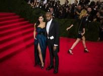 kim-kardashian-and-kanye-west-arrive-at-the-metropolitan-museum-of-art-costume-institute-gala-benefit-in-new-york