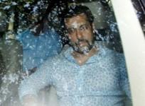 salman-khan-appears-for-the-hearing-of-his-2002-hit-and-run-case-in-mumbai-court