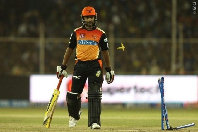Amit Mishra walks back after being run out against the Rajasthan Royals, 8 May. Shaun Roy/IPL/SPORTZPICS Amit Mishra Sunrisers Hyderabad