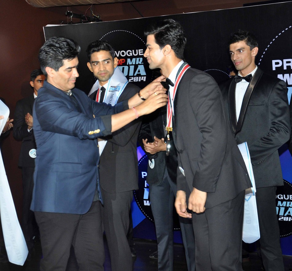 Manish Malhotra at the  Provogue MensXP Mr. India 2014 in Mumbai