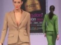 designer-aslam-khan-bfw-wf-2013