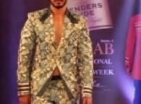 designer-mumtazs-hip-brocade-suits-for-men