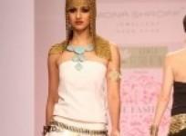 shimmers-of-gold-on-the-ramp