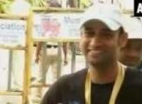 emotional-fans-thank-god-of-cricket