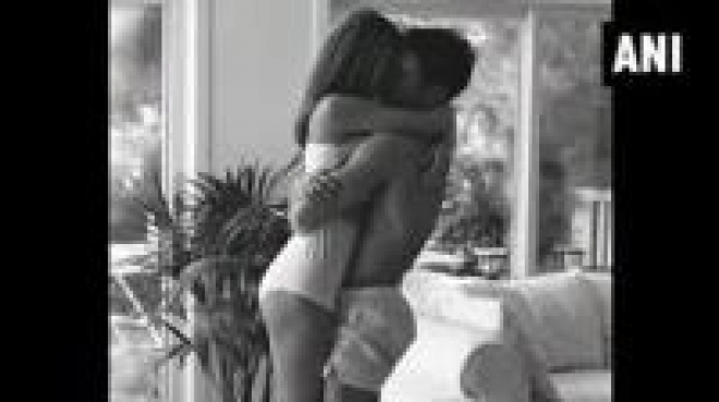 Men regret moving too slowly sexually while women regret moving too fast!