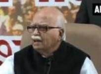 sonia-gandhi-also-responsible-for-coal-scam-advani
