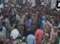 ap-cops-thrash-murder-suspects-in-public-view
