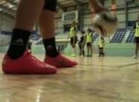 lebanese-women-futsal-players-kick-all-barriers-down