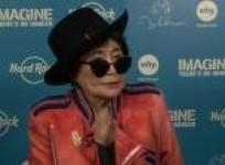 yoko-ono-in-japan-promotes-campaign-against-hunger