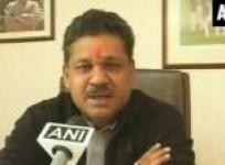 narayanasamy-blames-media-for-countrys-woes-kirti-azad-condemns