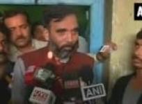 will-leave-annas-village-but-will-never-leave-him-alone-in-this-fight-gopal-rai