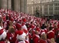 hundreds-of-santas-bring-festive-cheer-to-london