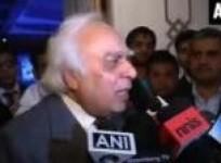 sushma-would-have-loved-to-be-pm-had-rss-not-decided-on-narendra-modi-sibal