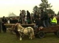 horses-receive-traditional-blessing-in-romanian-village